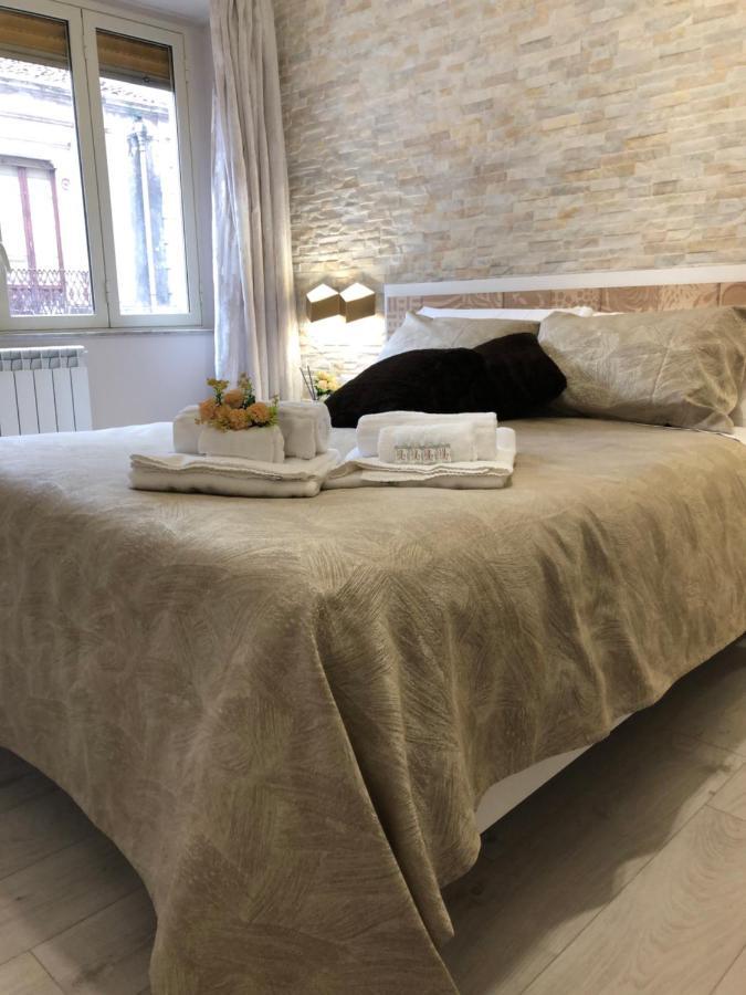 Fantastic Dream Bed and Breakfast Catania Esterno foto